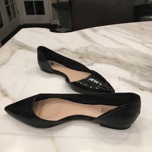 Vince Camuto Flats